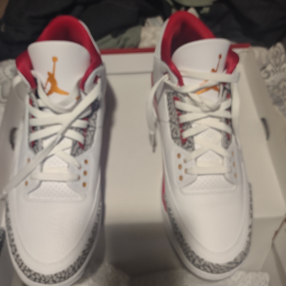 Retro 3 cardinal red size 13